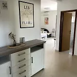 Mala Kala Διαμέρισμα Πόρετς