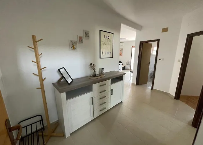 Mala Kala Apartman *